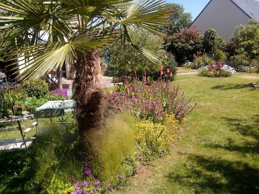 Maison Familiale Sur La Cote D'Emeraude Лансю Екстериор снимка