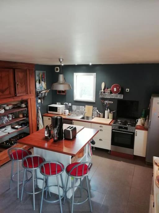 Maison Familiale Sur La Cote D'Emeraude Лансю Екстериор снимка